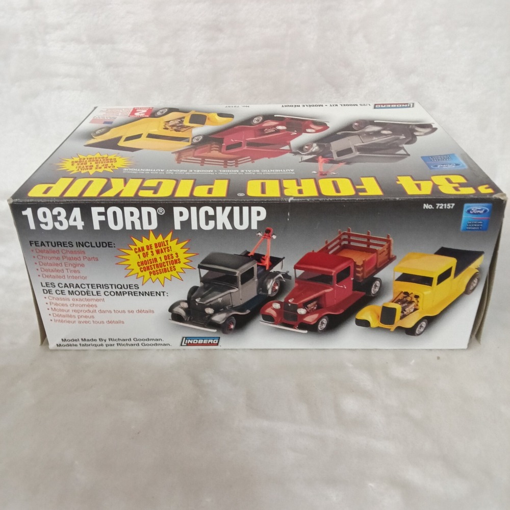 Lindberg 1934 Ford Pickup 1/25 Scale Model Kit 72157 3-in-1 Tow Stake Truck - Picture 4 of 5